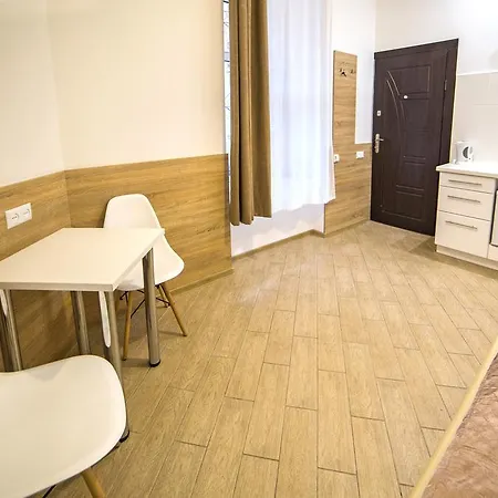 Apartment Mini Economy - Chornovola Avenue - 2 Minutes To The Opera House *